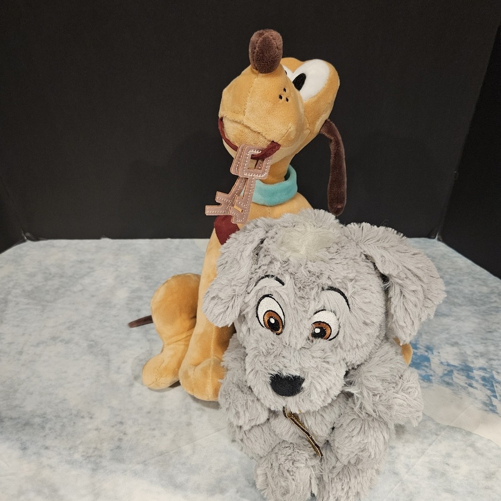 Disney Pirates of the Caribbean Pluto Plush w Keys Dog Bundle Gray Dog‎ Baby